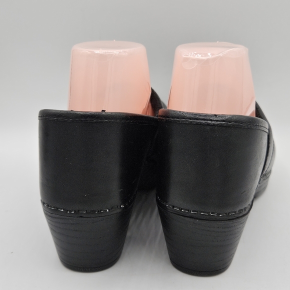 Dansko classic 2" heel leather clogs size 38 US size 7.5/ 8 - Picture 8 of 16
